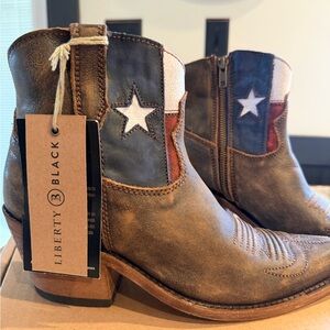 LIBERTY Black Rustic Brown Star Boots